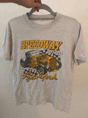 Brandy Melville graphic Top